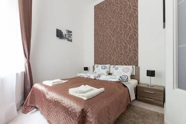 Váci Street Downtown Apartments Budapest