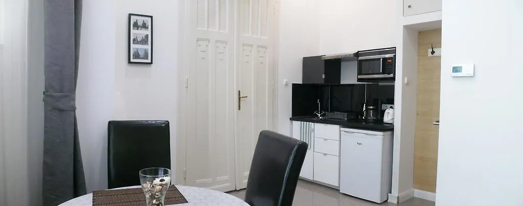 Váci Street Downtown Apartments Budapest 0*,