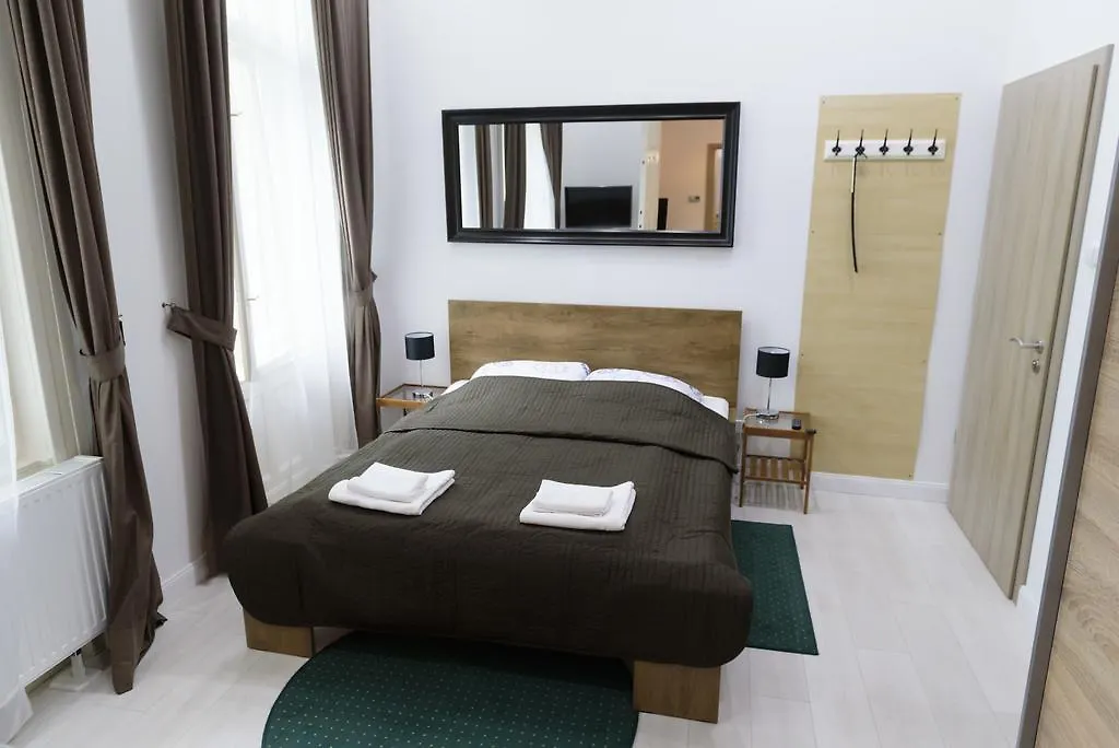 Váci Street Downtown Apartments Budapest